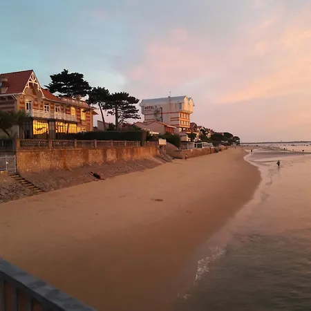La Jetee Des Marins A 100 M De La Lägenhet Arcachon